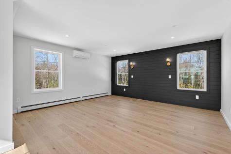 17 Betty Lane Windham ME 04062