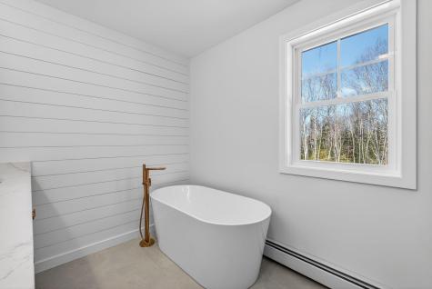 17 Betty Lane Windham ME 04062