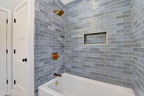 17 Betty Lane Windham ME 04062