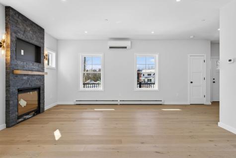 17 Betty Lane Windham ME 04062