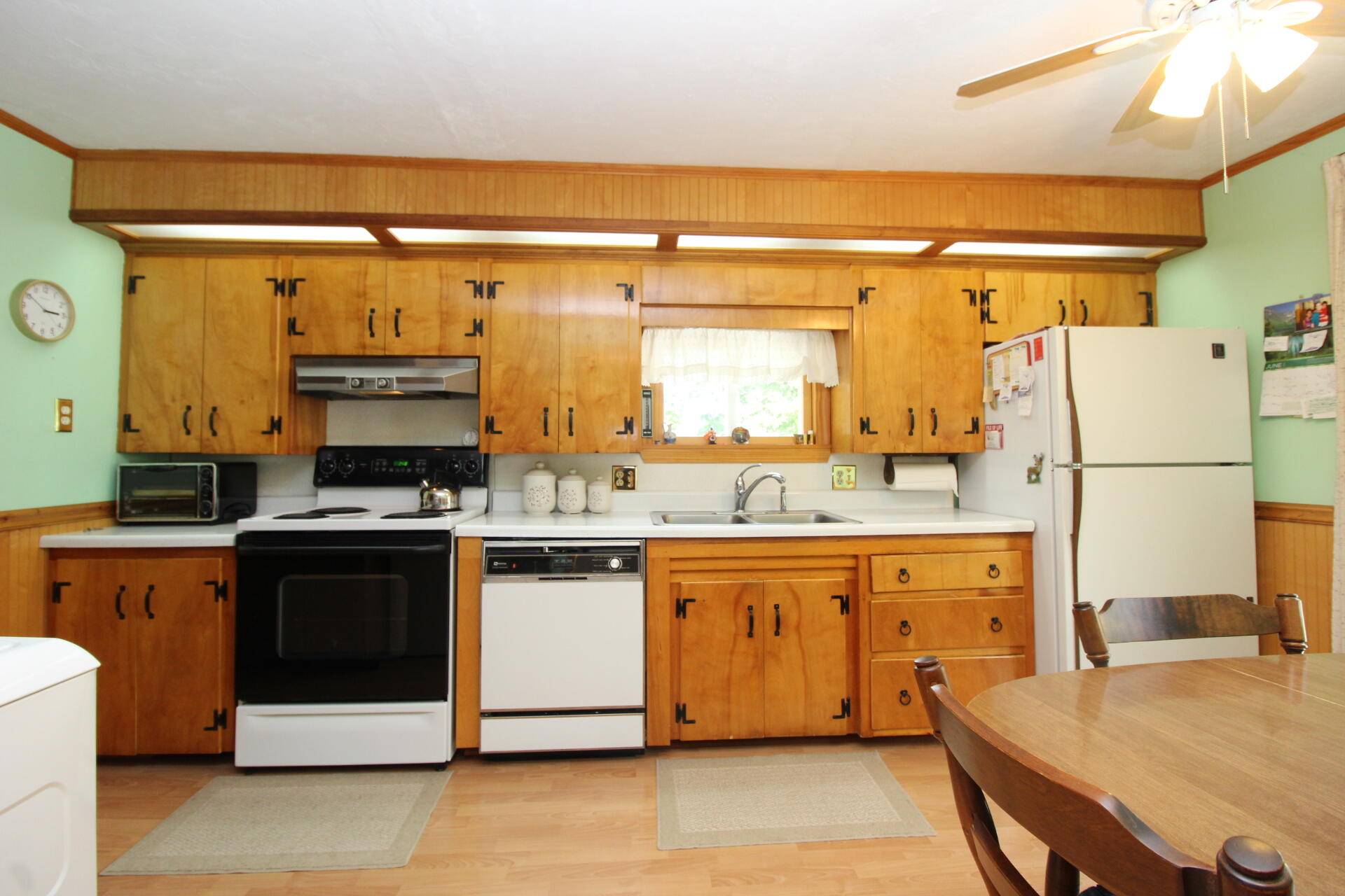 28 Charles Street Belfast ME 04915