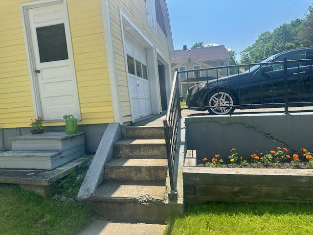 28 Charles Street Belfast ME 04915