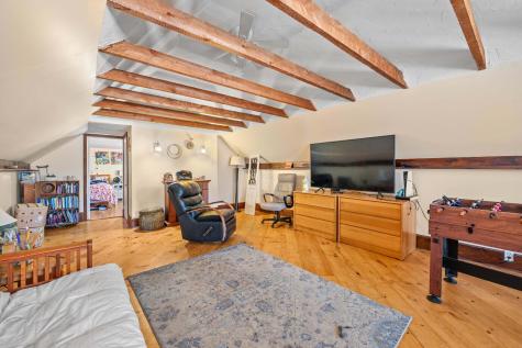 28 Easy Street Canaan ME 04924
