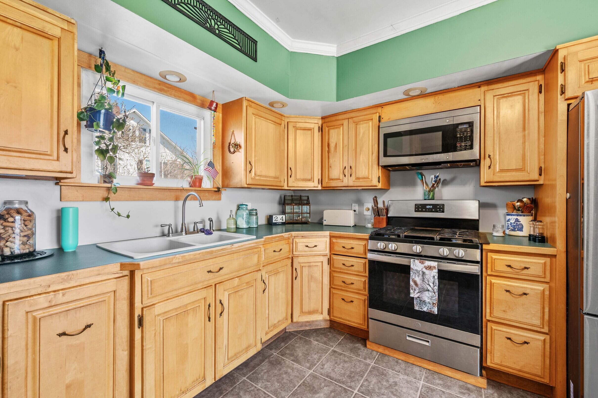 28 Easy Street Canaan ME 04924