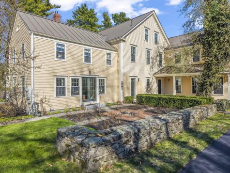 127 Foreside Road Falmouth ME 04105