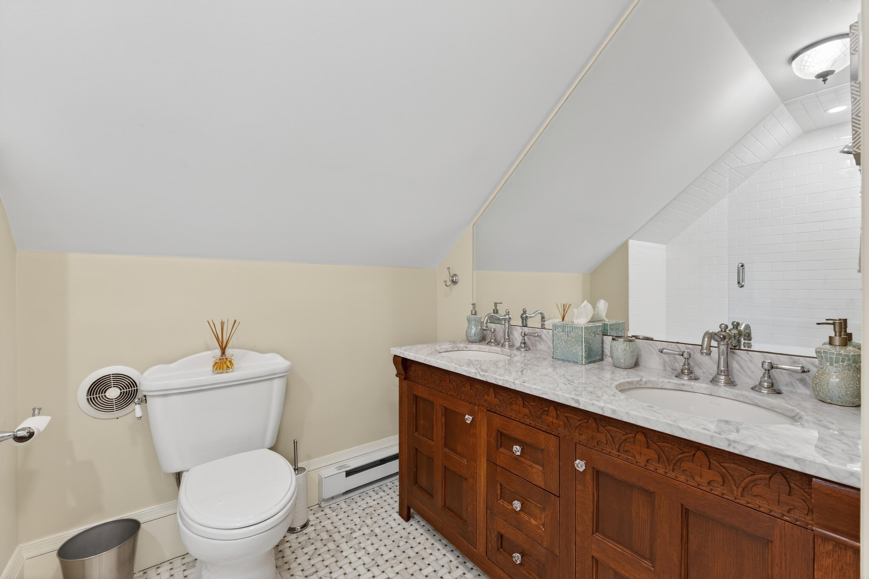 127 Foreside Road Falmouth ME 04105