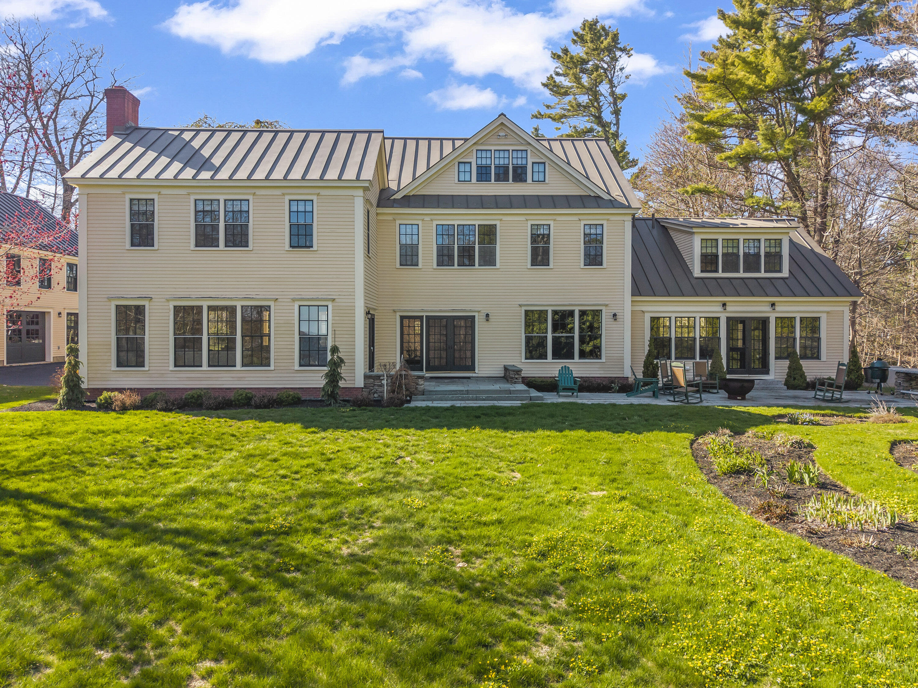 127 Foreside Road Falmouth ME 04105