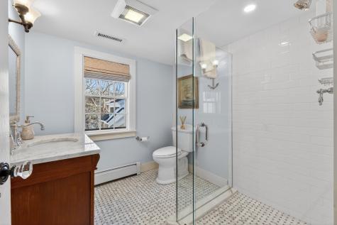 127 Foreside Road Falmouth ME 04105