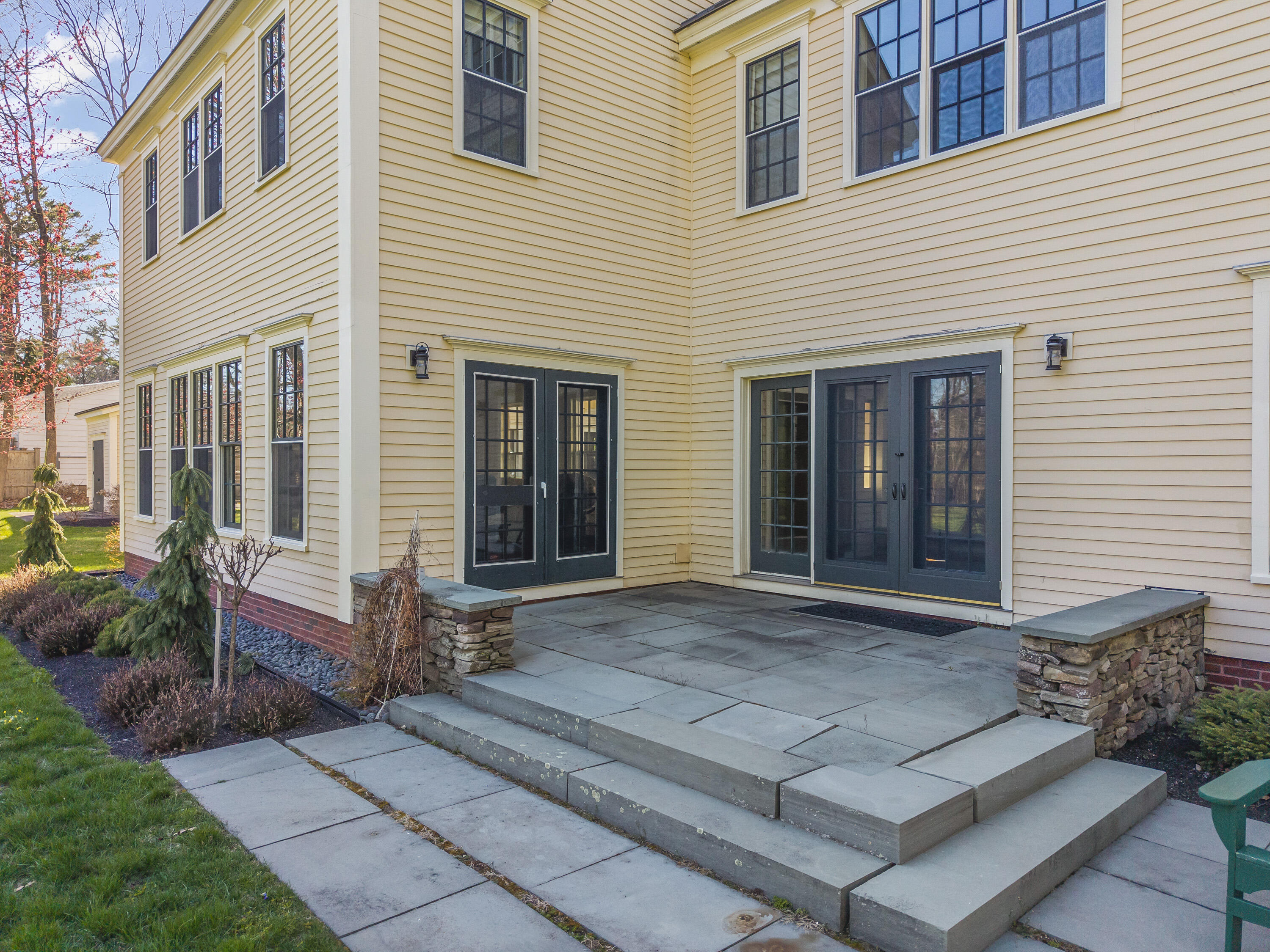 127 Foreside Road Falmouth ME 04105