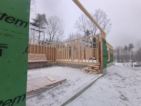 24 Eastern Lane Standish ME 04084