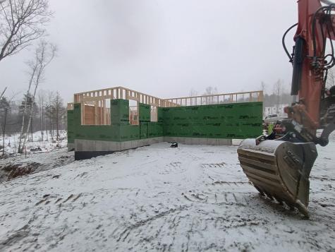 24 Eastern Lane Standish ME 04084