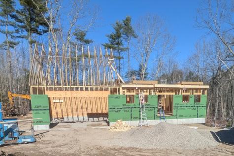 24 Eastern Lane Standish ME 04084