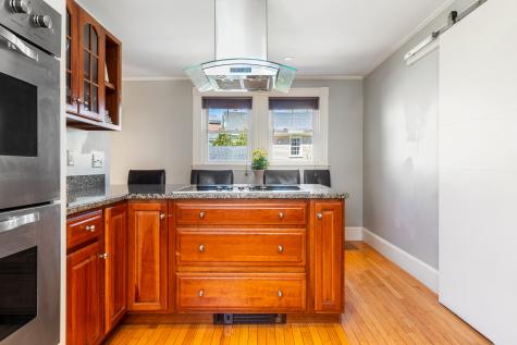 11 Summer Street Kennebunk ME 04043