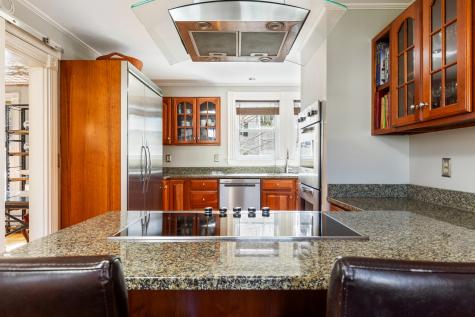 11 Summer Street Kennebunk ME 04043