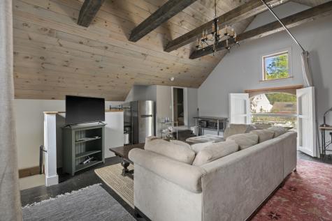 11 Summer Street Kennebunk ME 04043