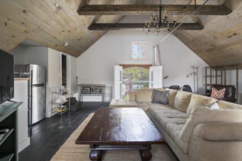 11 Summer Street Kennebunk ME 04043
