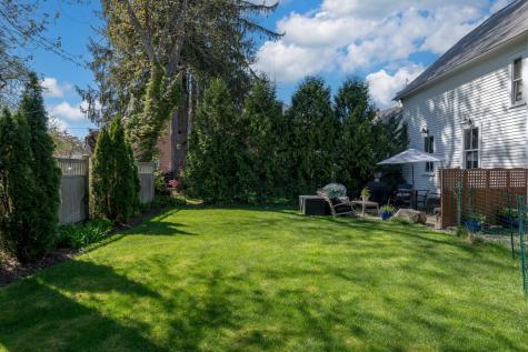 11 Summer Street Kennebunk ME 04043