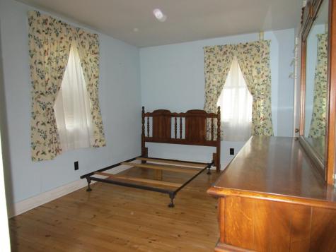 15 Mcwain Hill Road Waterford ME 04088