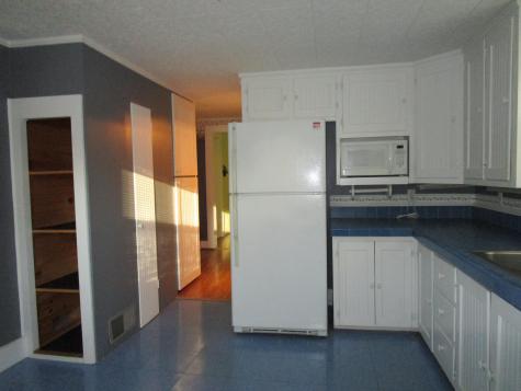15 Mcwain Hill Road Waterford ME 04088