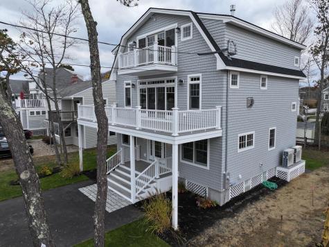 390 Ocean Avenue Wells ME 04090