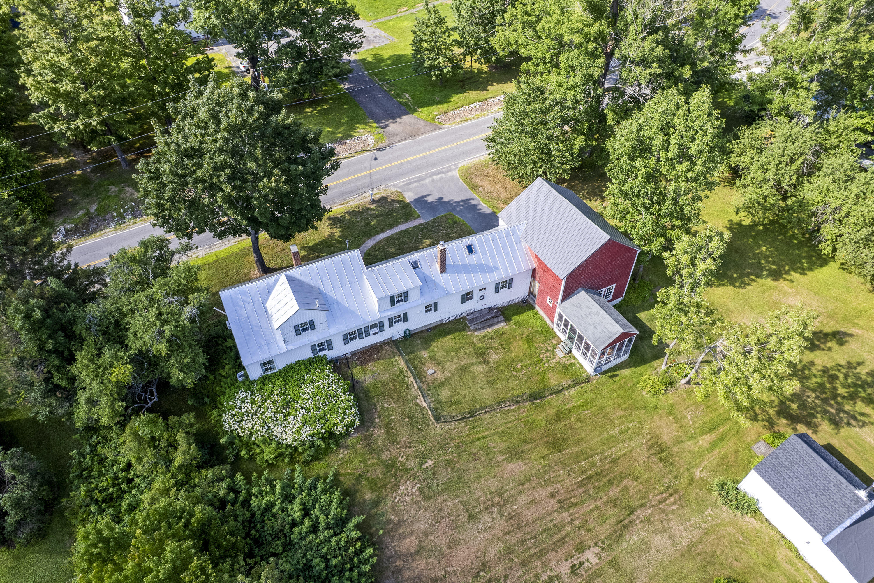 28 Cape Cod Hill Road New Sharon ME 04955
