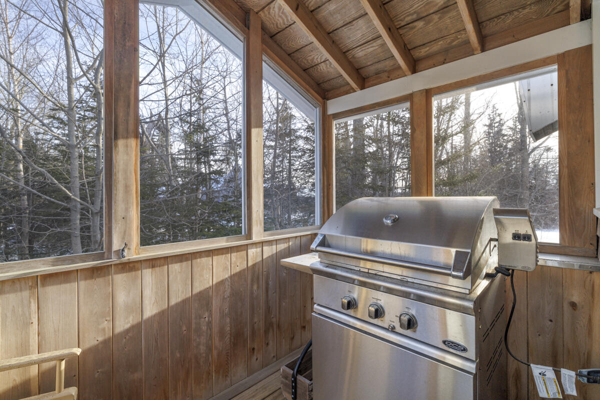 51 Fox Lane Brooklin ME 04616