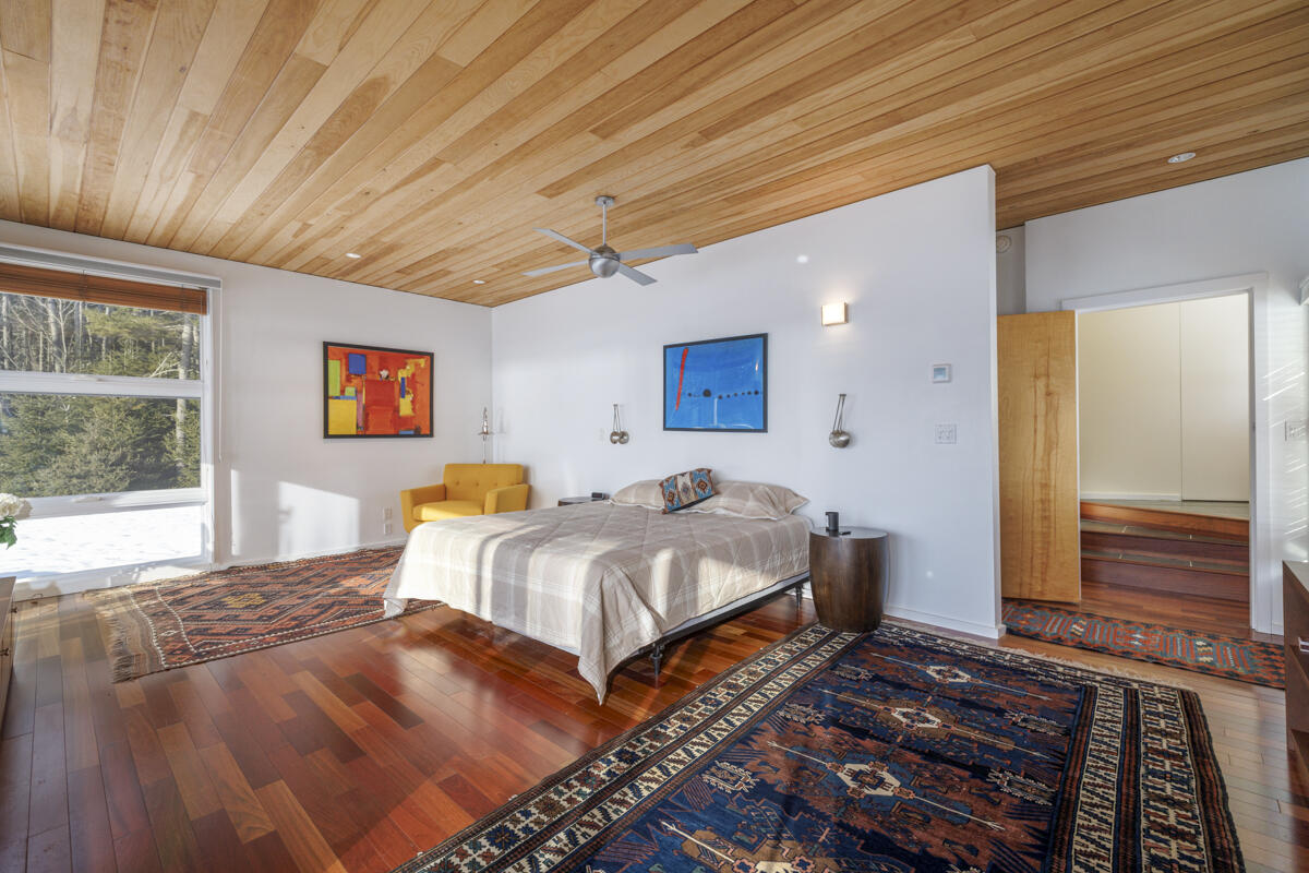 51 Fox Lane Brooklin ME 04616