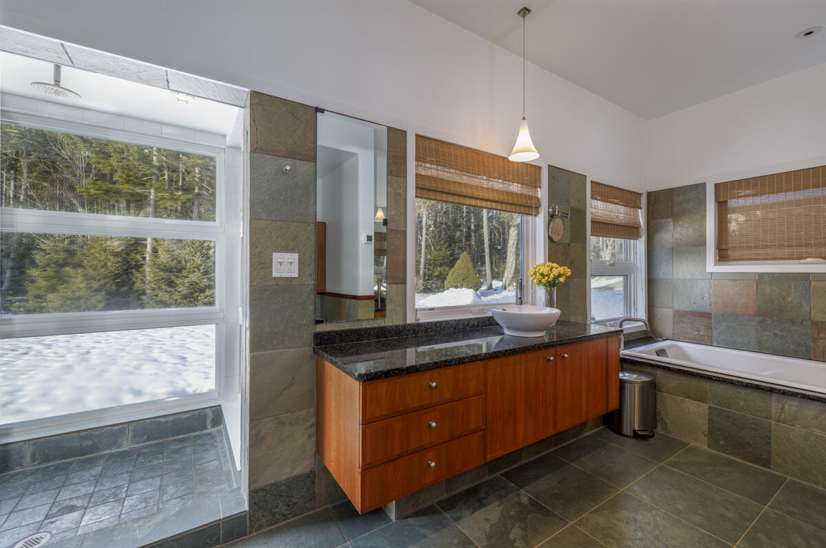 51 Fox Lane Brooklin ME 04616