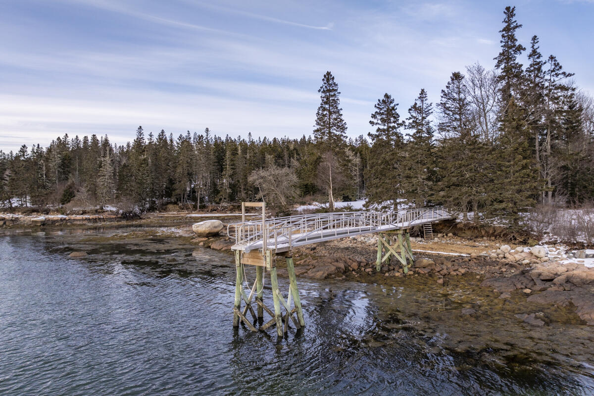 51 Fox Lane Brooklin ME 04616