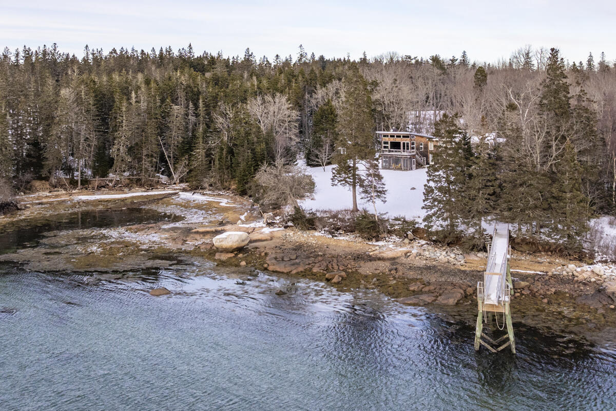 51 Fox Lane Brooklin ME 04616