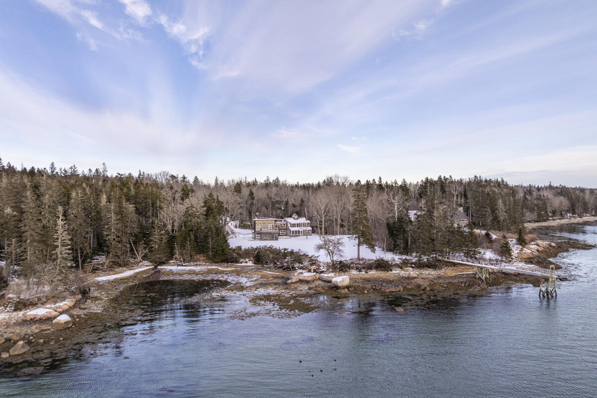 51 Fox Lane Brooklin ME 04616