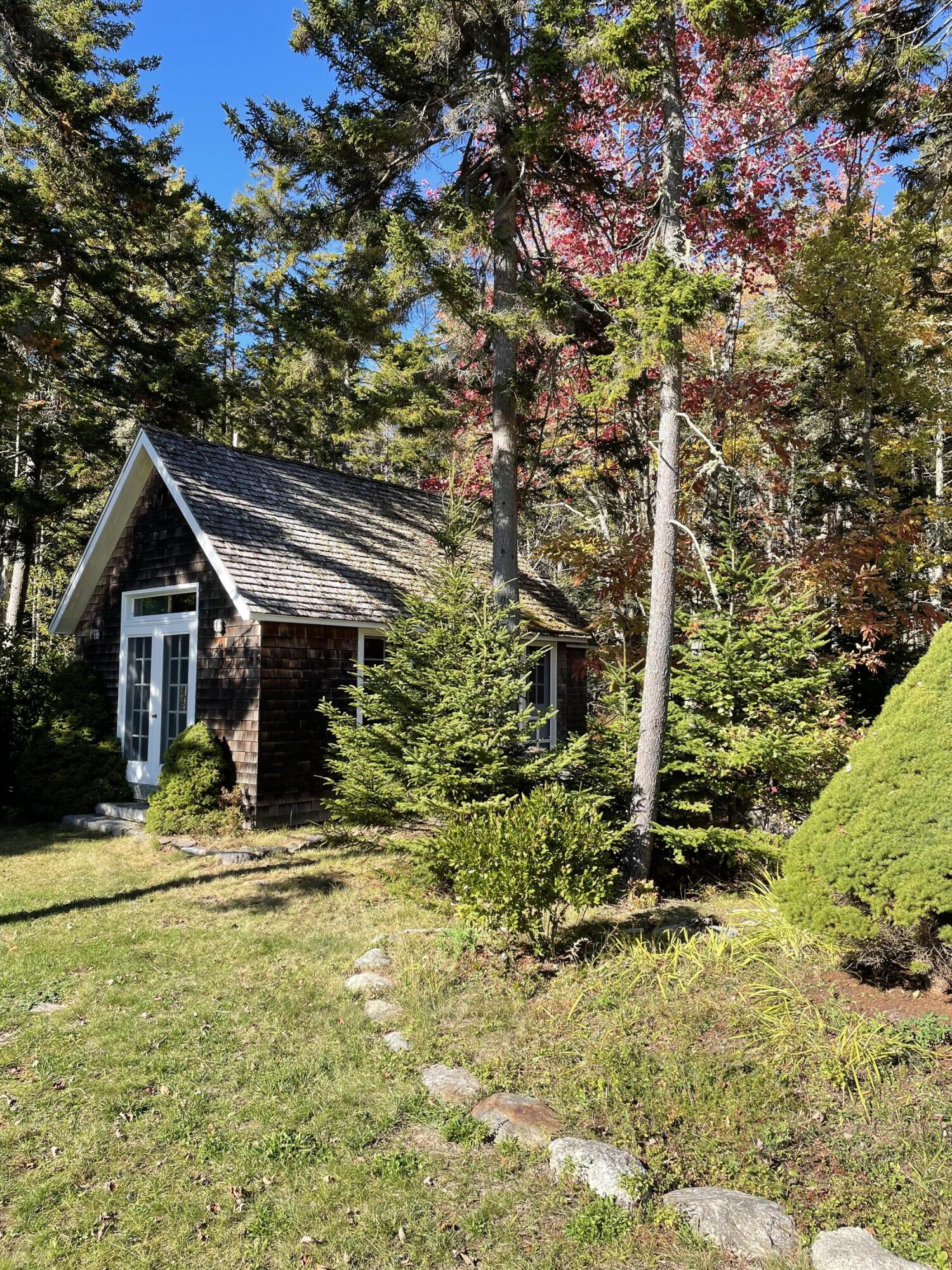 51 Fox Lane Brooklin ME 04616