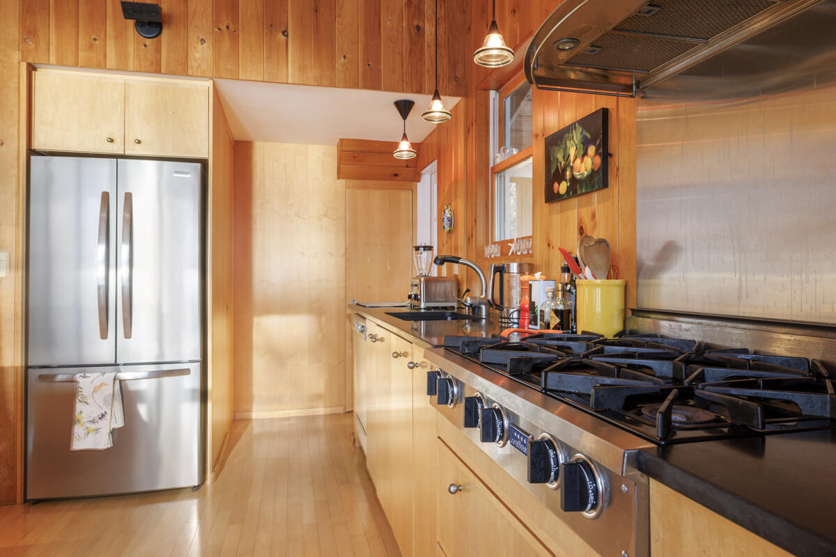 51 Fox Lane Brooklin ME 04616