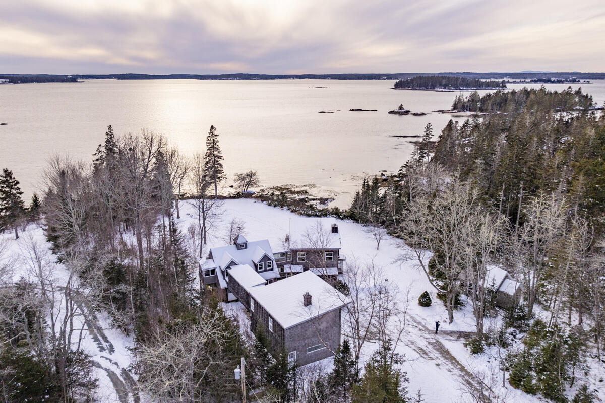 51 Fox Lane Brooklin ME 04616