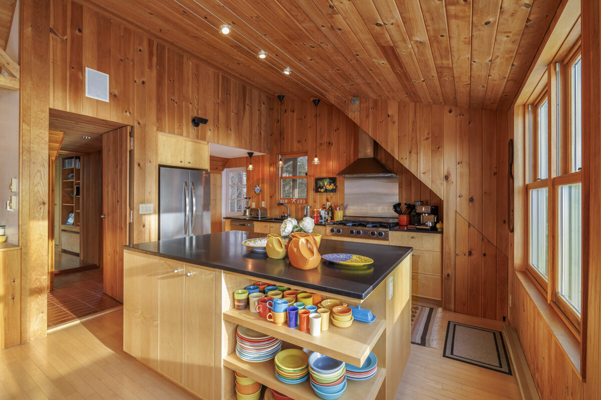 51 Fox Lane Brooklin ME 04616