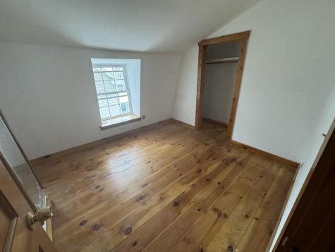 89 Pride Road Auburn ME 04210