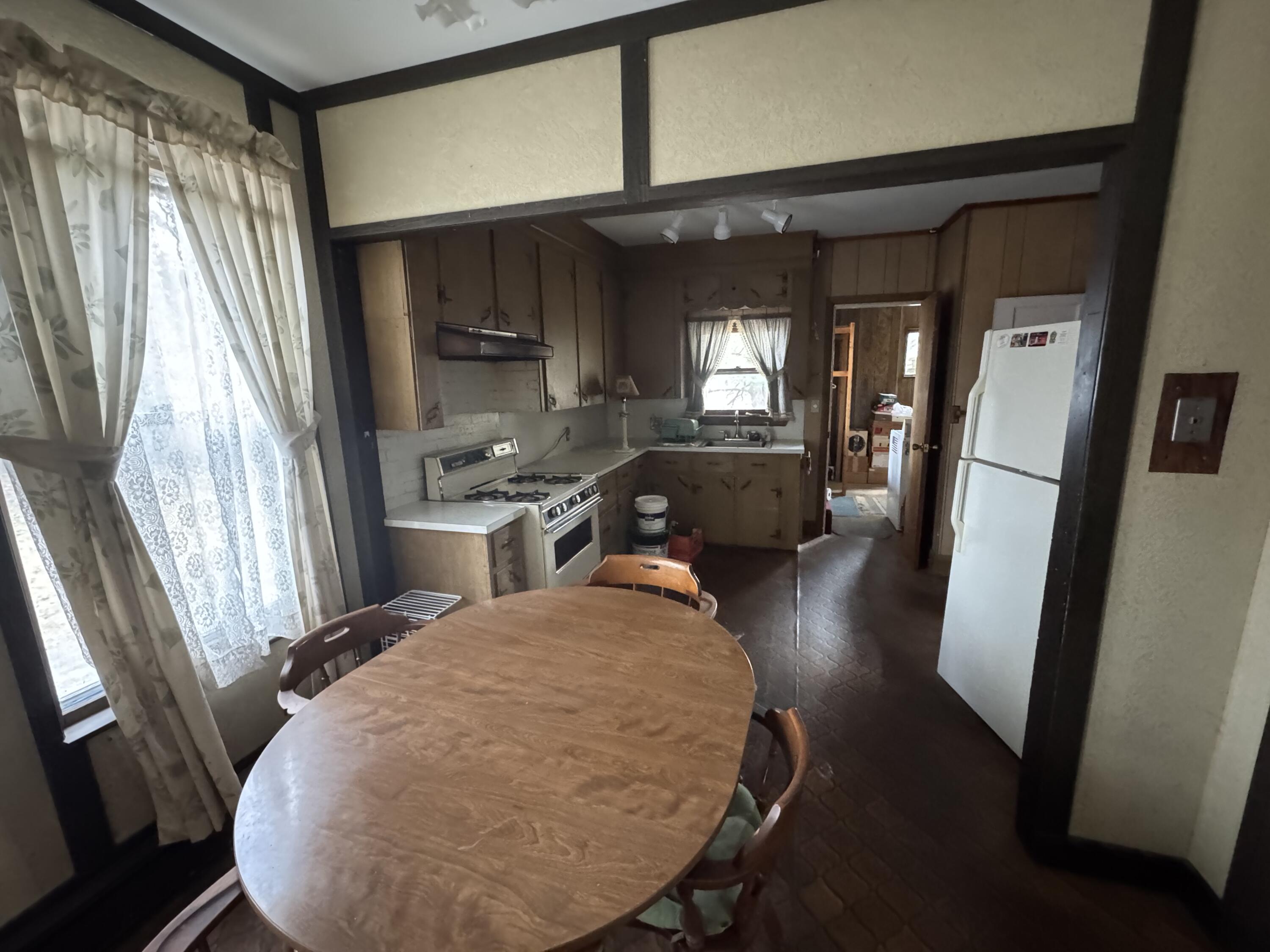 89 Pride Road Auburn ME 04210