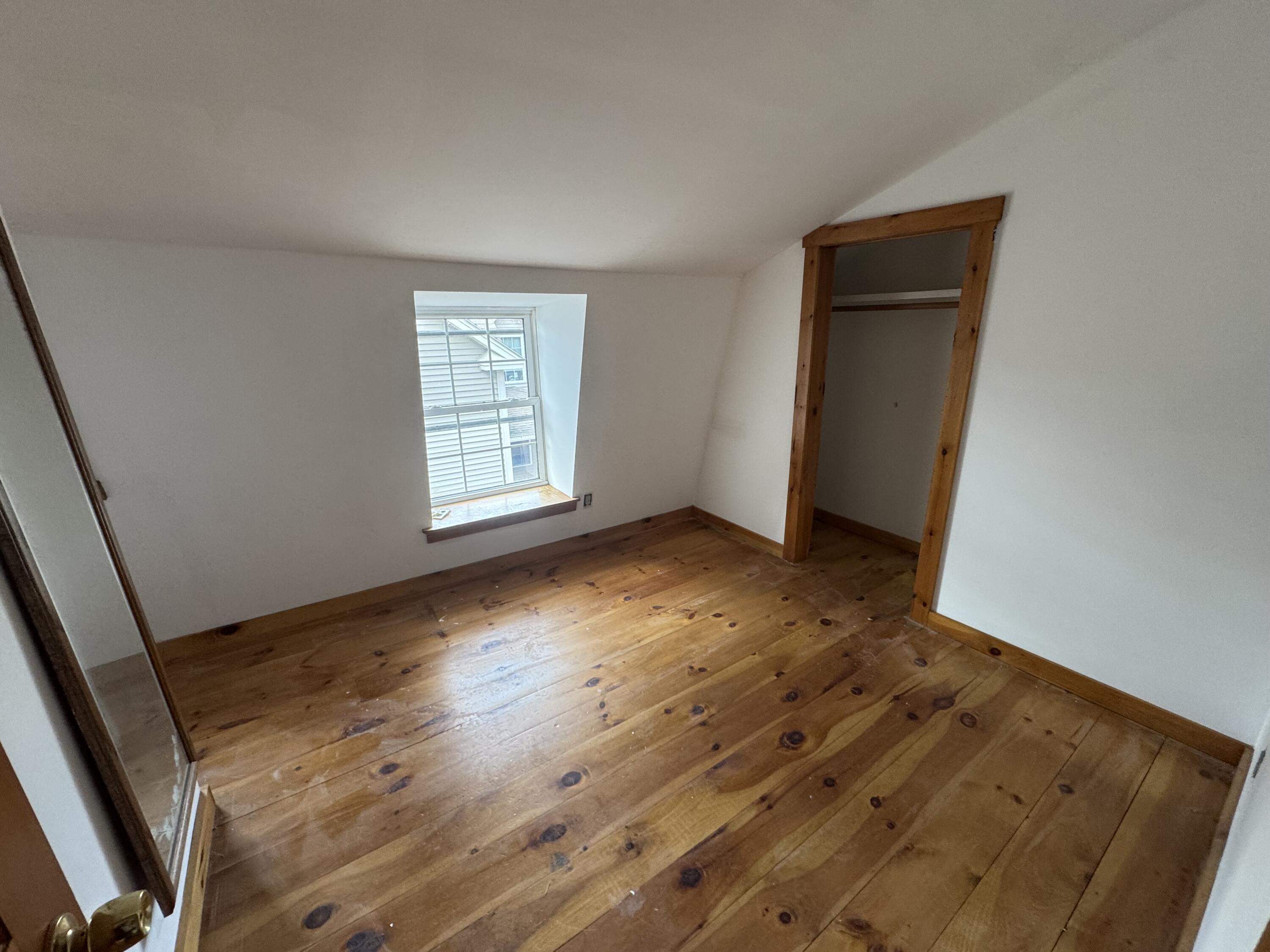 89 Pride Road Auburn ME 04210