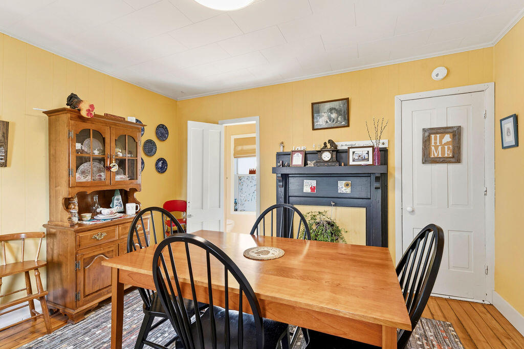 88 Pleasant Street Dover-foxcroft ME 04426