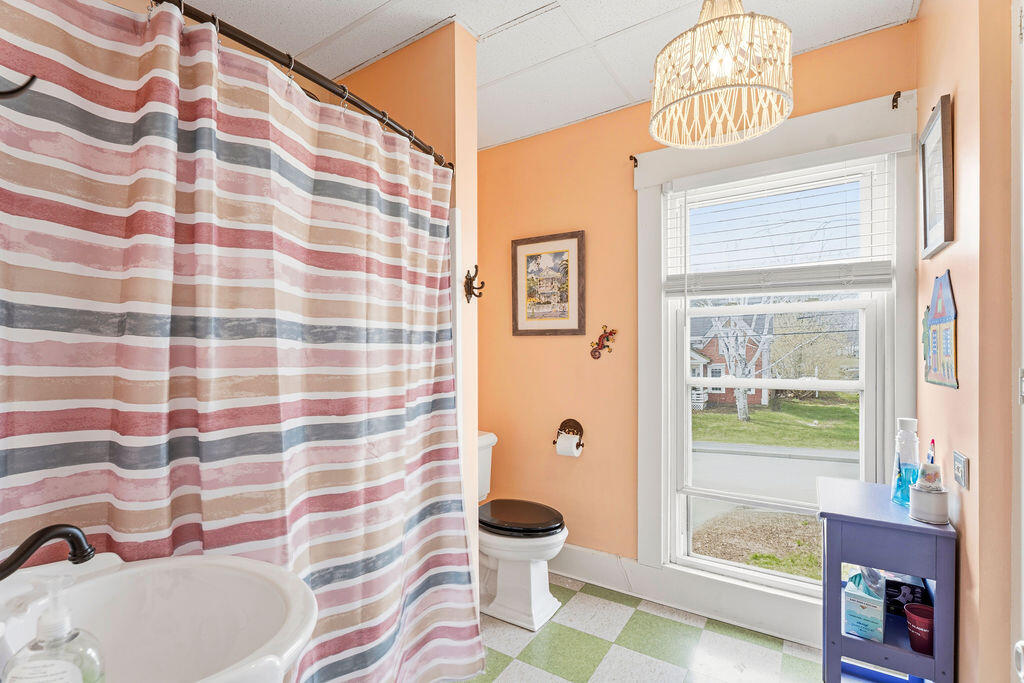 88 Pleasant Street Dover-foxcroft ME 04426