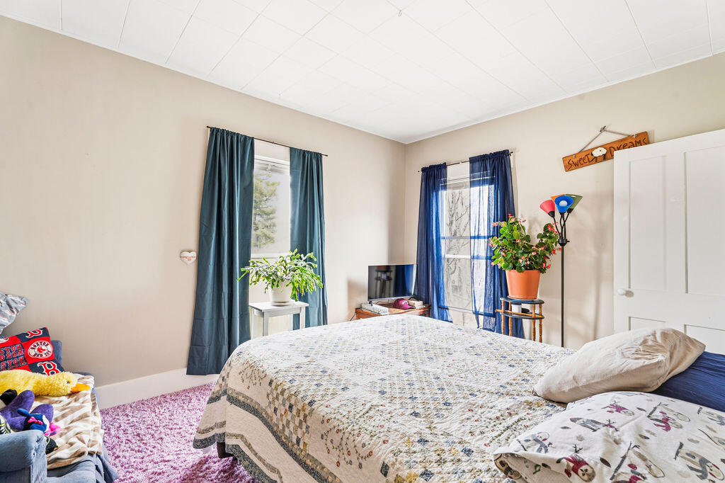 88 Pleasant Street Dover-foxcroft ME 04426