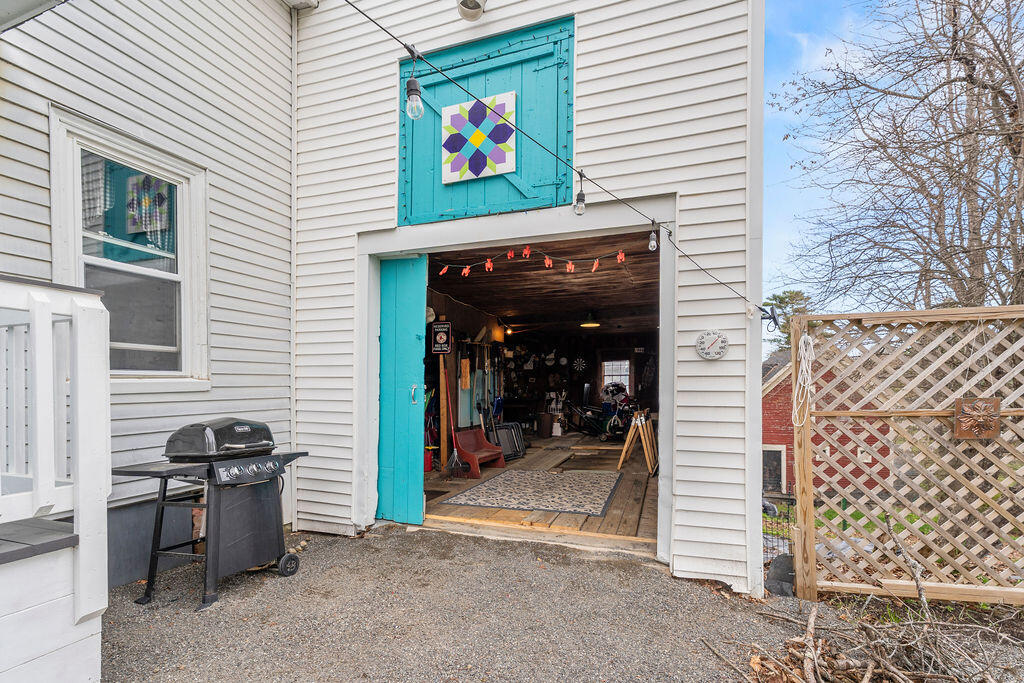 88 Pleasant Street Dover-foxcroft ME 04426
