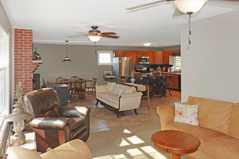54 Blayne Street Dixfield ME 04224