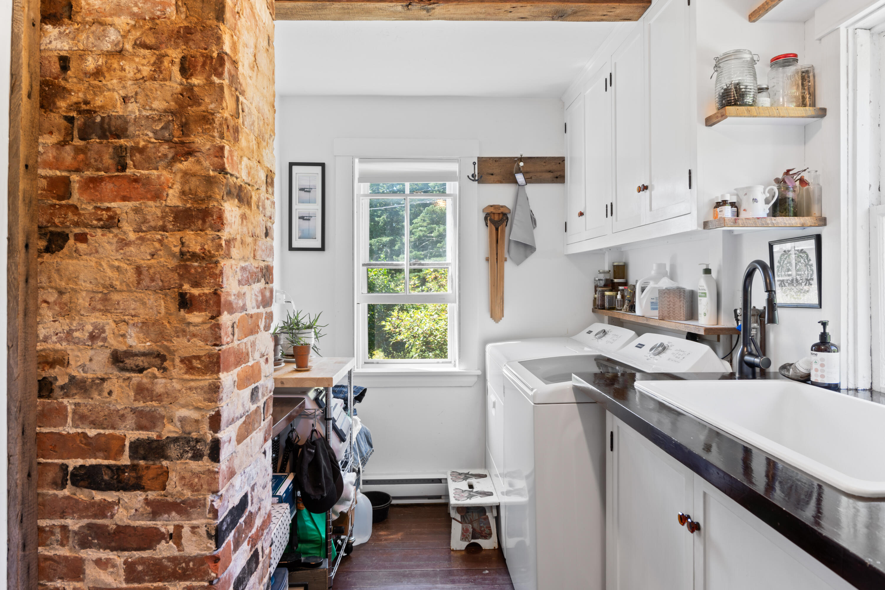 1020 Hendricks Hill Road Southport ME 04576