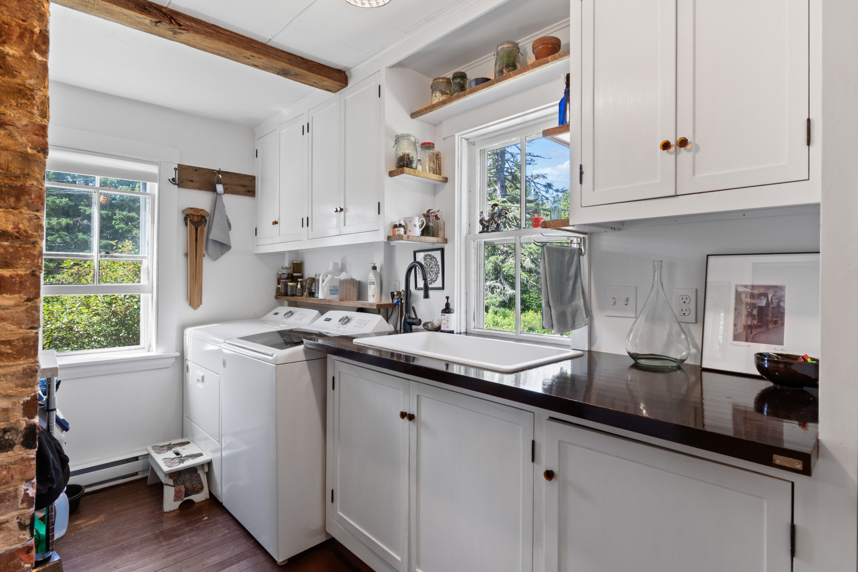 1020 Hendricks Hill Road Southport ME 04576