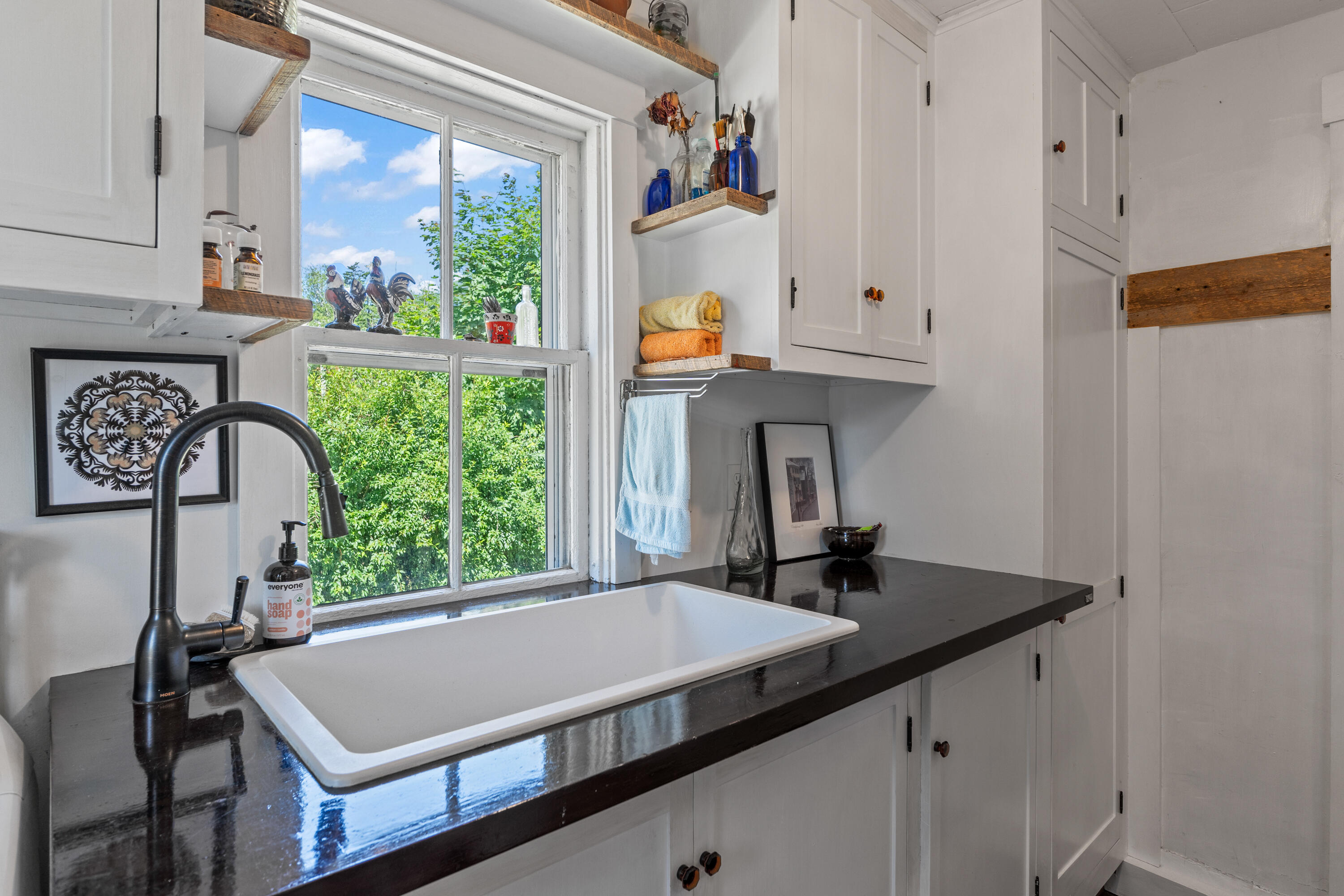 1020 Hendricks Hill Road Southport ME 04576