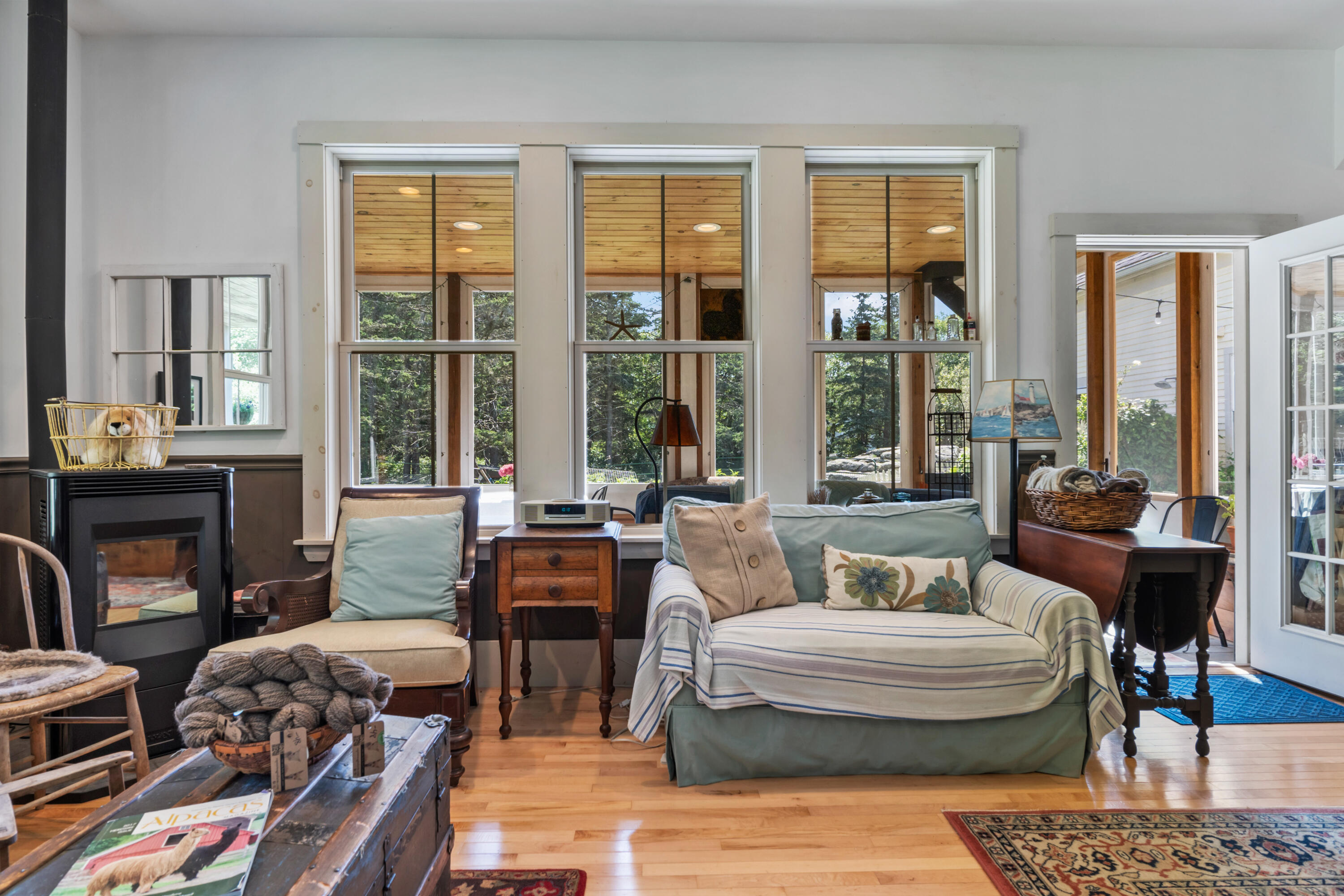 1020 Hendricks Hill Road Southport ME 04576