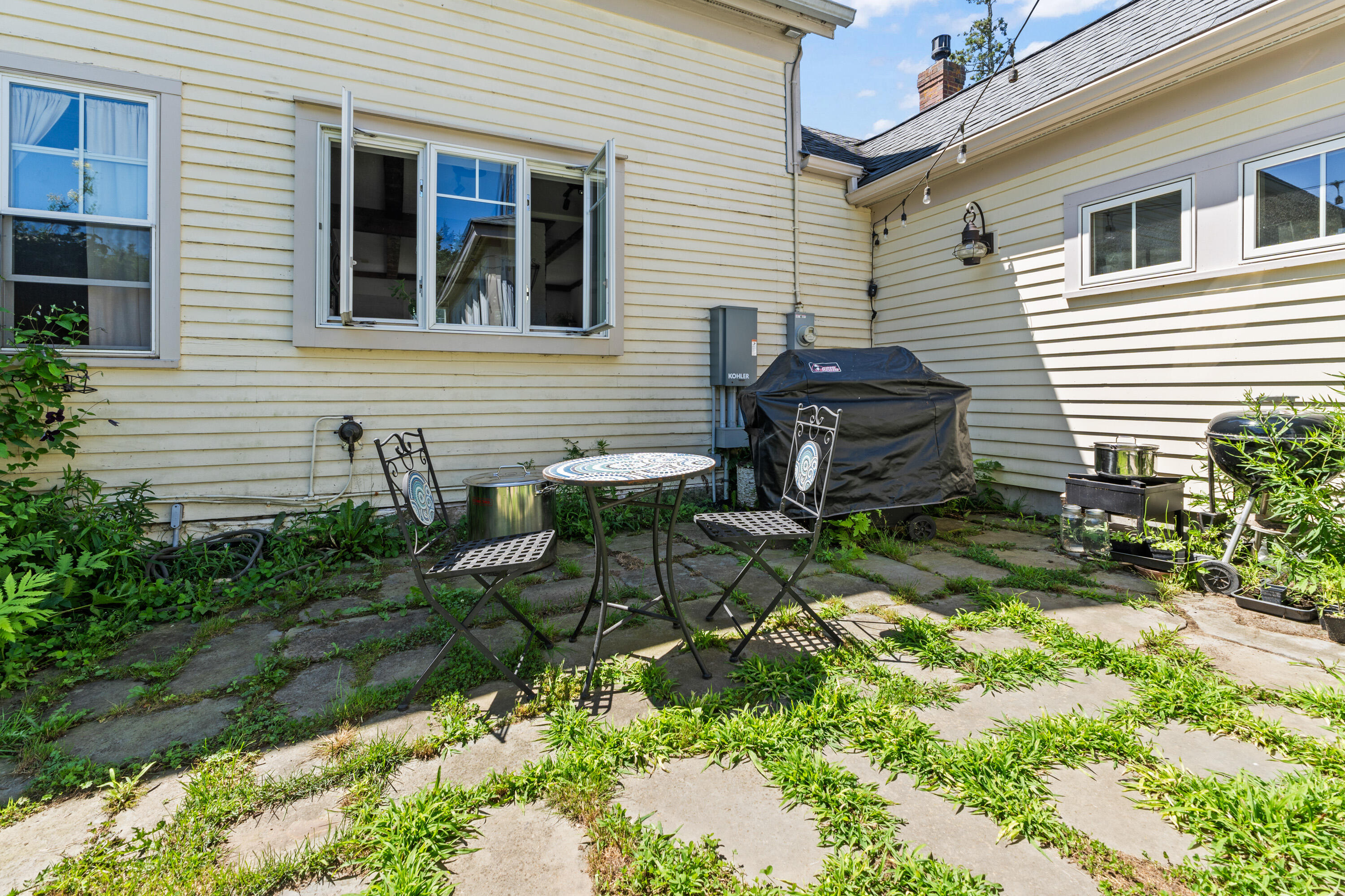 1020 Hendricks Hill Road Southport ME 04576