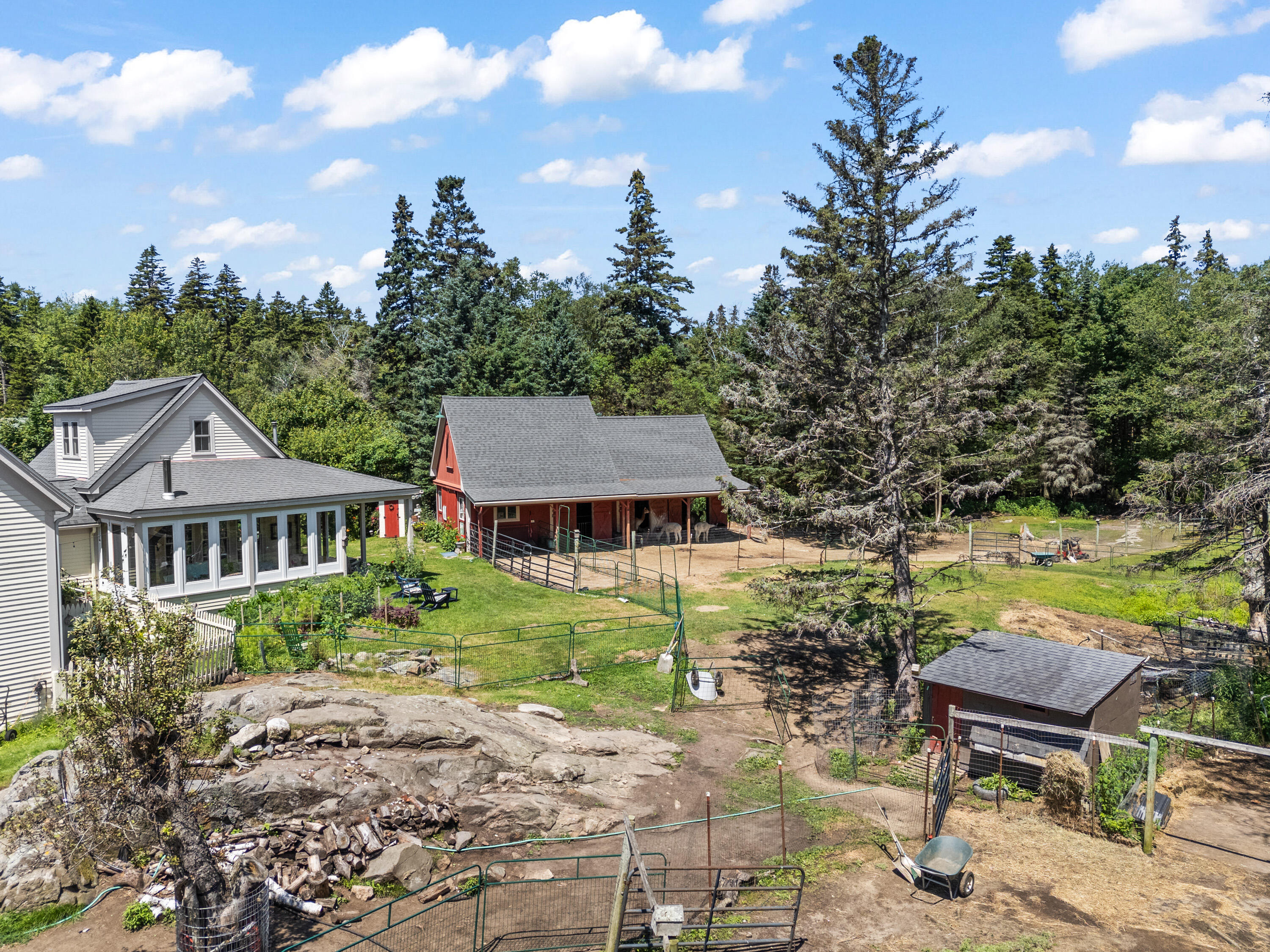 1020 Hendricks Hill Road Southport ME 04576