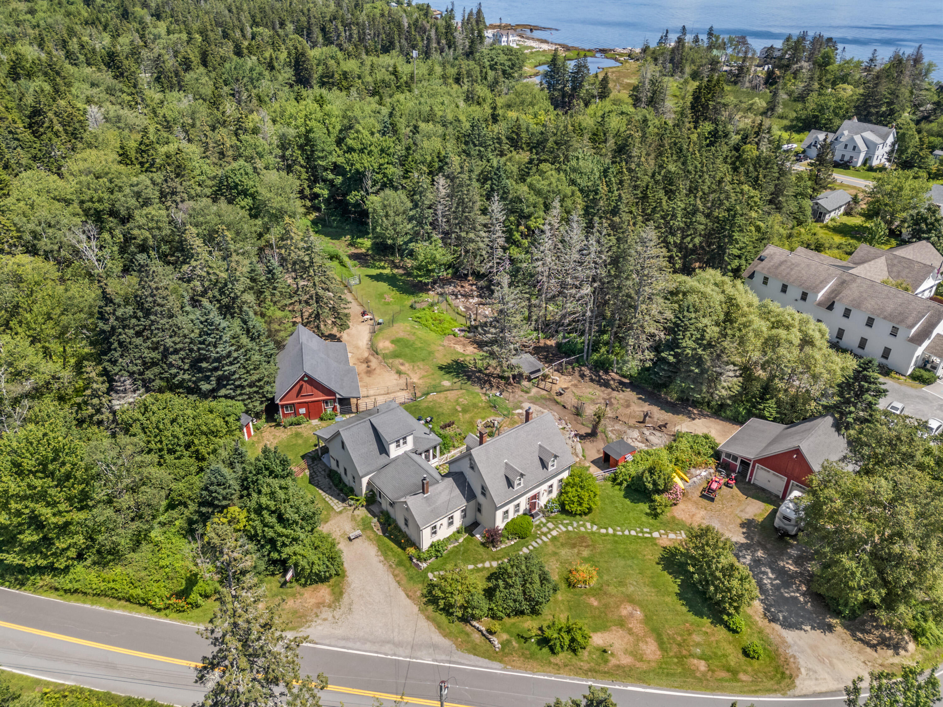 1020 Hendricks Hill Road Southport ME 04576